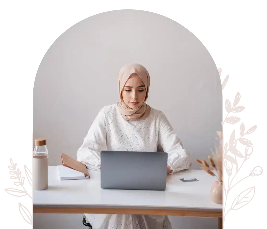 Professional virtual assistant helping busy enterpreneur